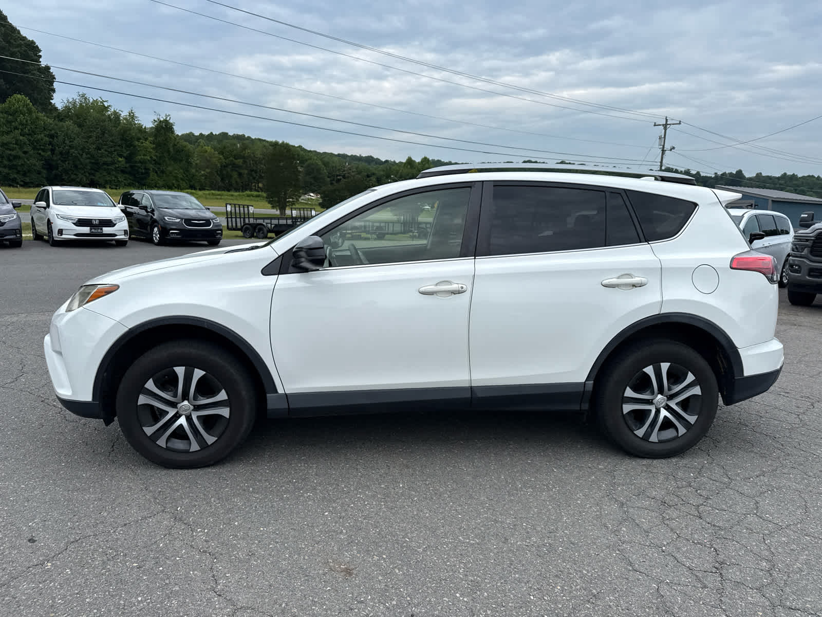2018 Toyota RAV4 LE