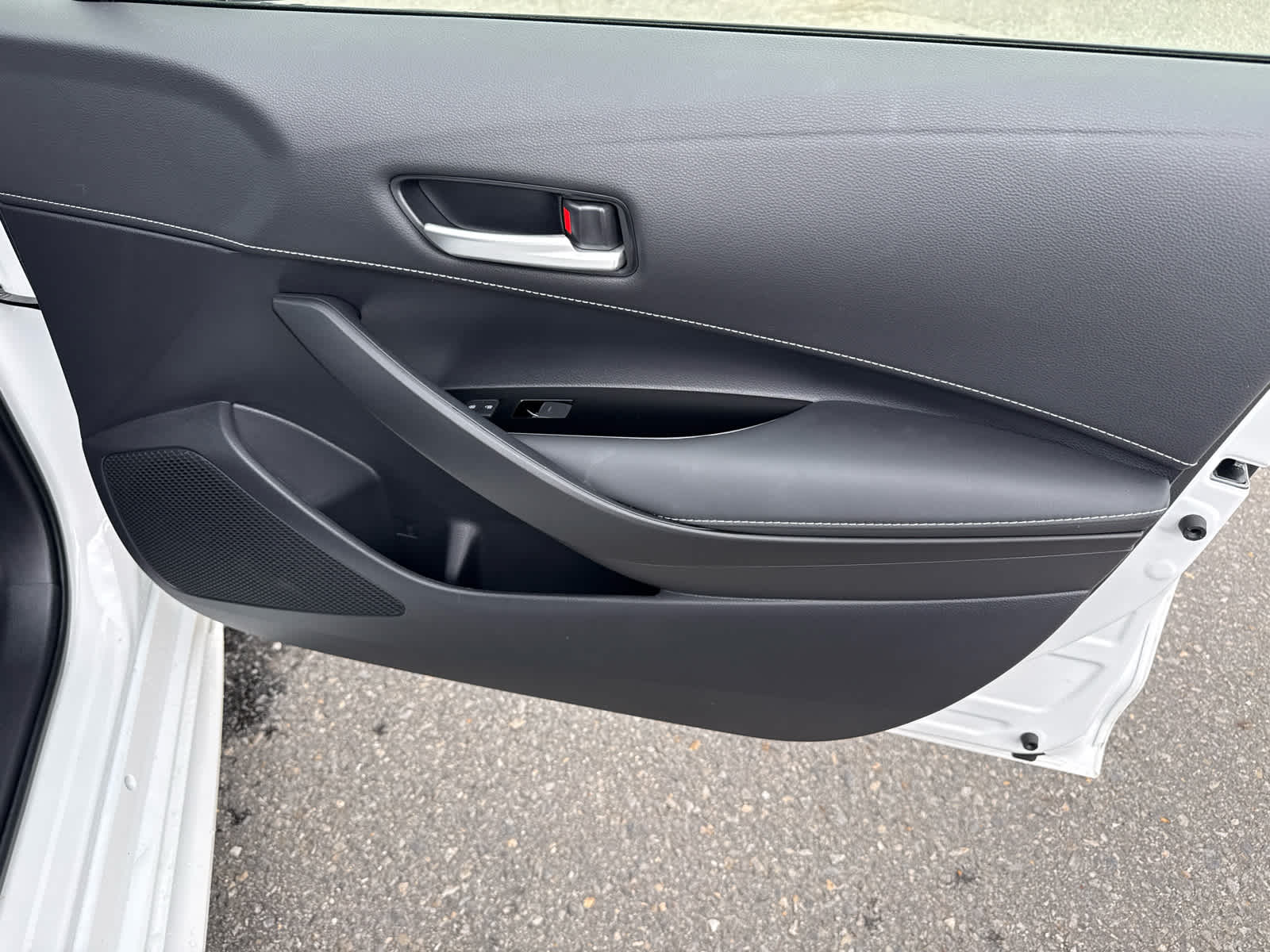 2024 Toyota Corolla Hatchback SE