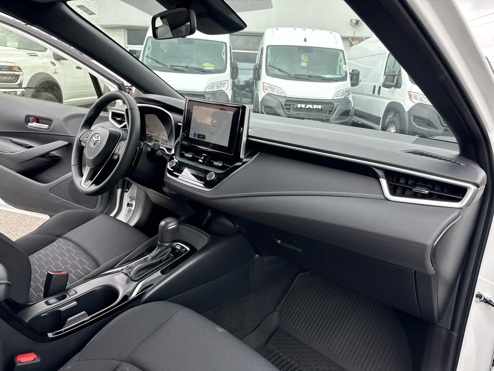 2024 Toyota Corolla Hatchback SE
