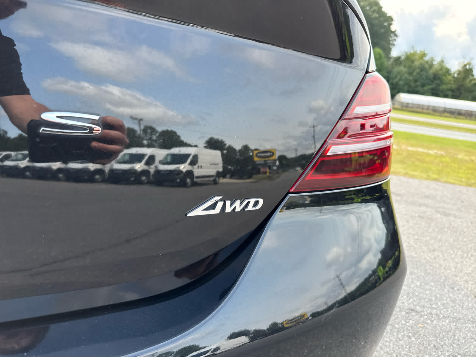 2024 Genesis G70 2.5T