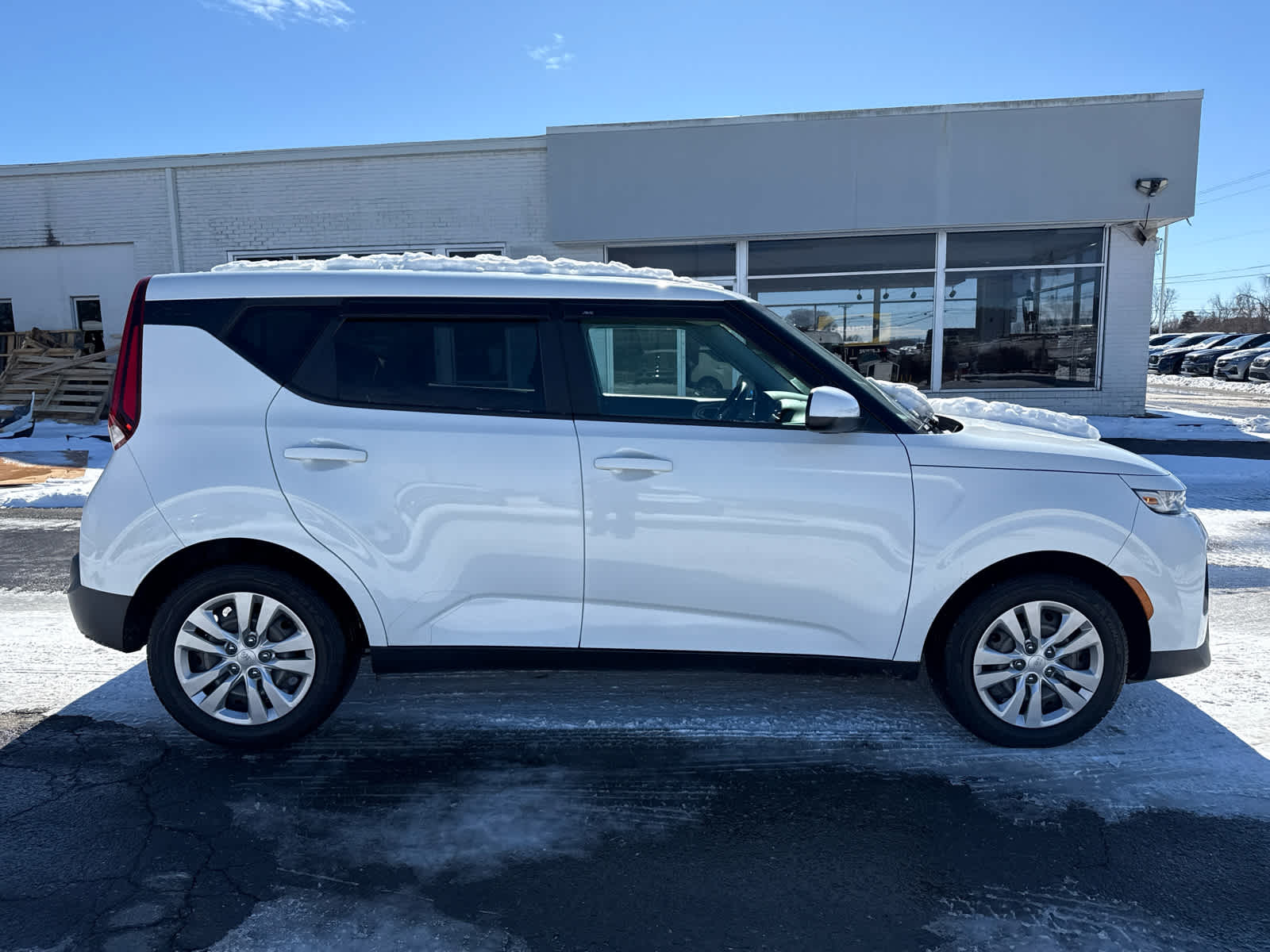 Used 2020 Kia Soul LX with VIN KNDJ23AUXL7010113 for sale in Mount Airy, NC