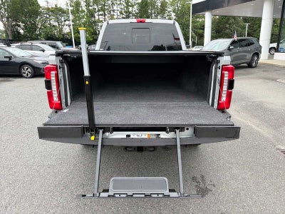 2026 Ford Super Duty F-350 SRW Pickup XLT