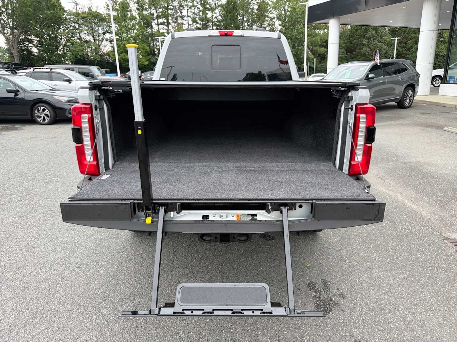 2026 Ford Super Duty F-350 SRW Pickup XLT