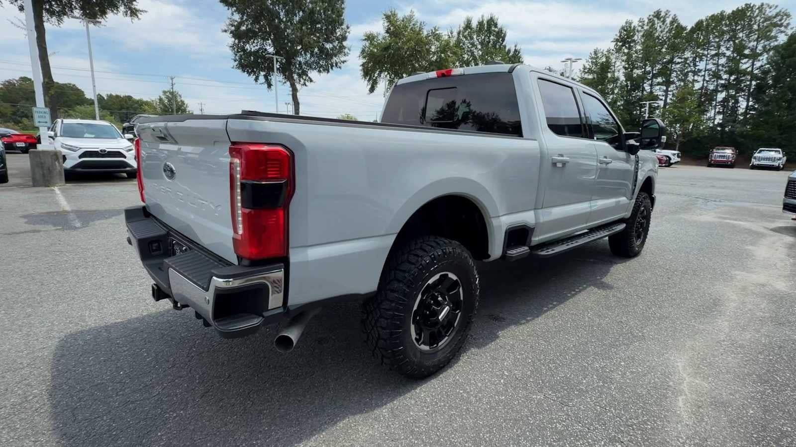 2026 Ford Super Duty F-350 SRW Pickup XLT