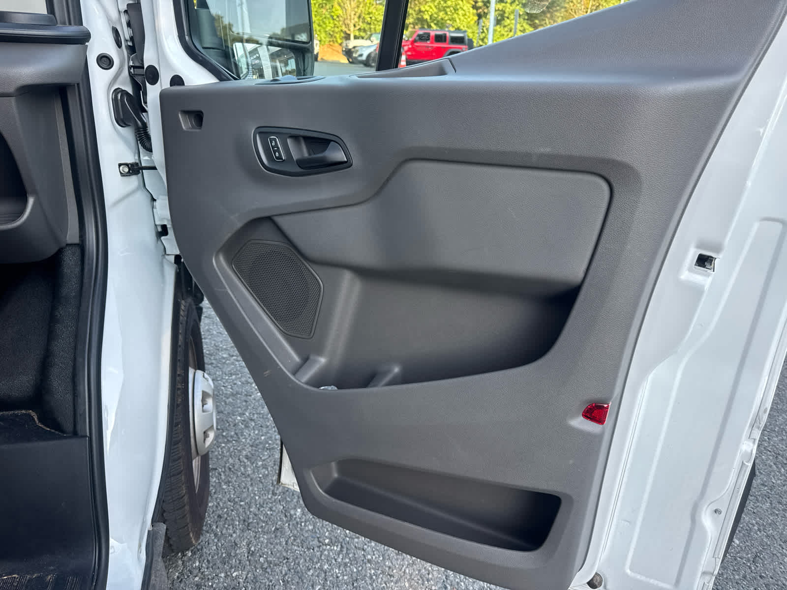 2026 Ford Transit T-350 HD 148" EL Hi Rf 9950 GVWR RWD