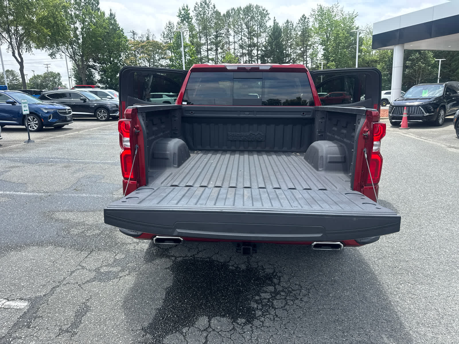 2023 Chevrolet Silverado 1500 High Country