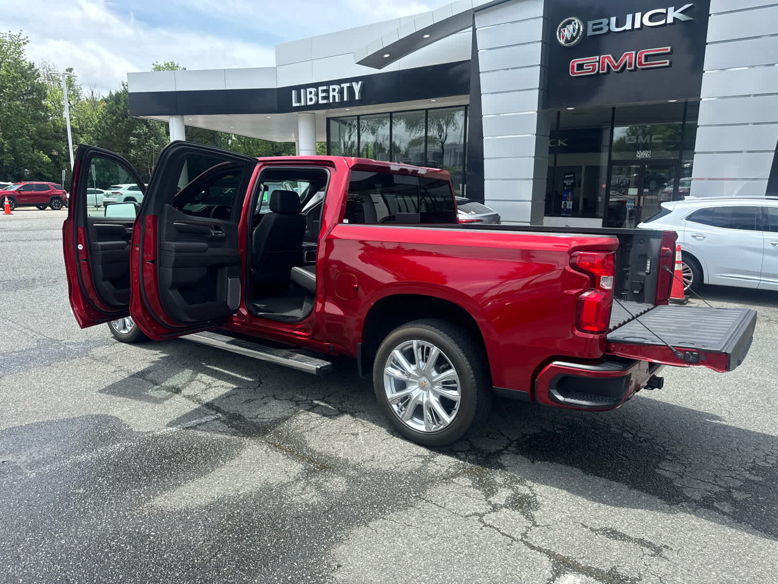 2023 Chevrolet Silverado 1500 High Country
