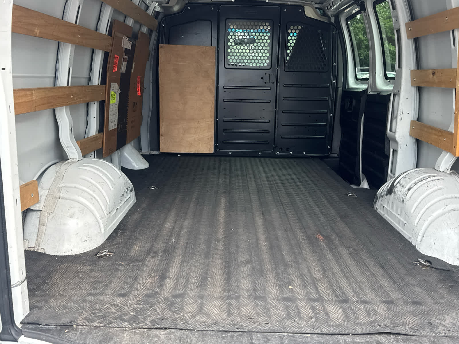 2021 Chevrolet Express Cargo Van RWD 2500 135"