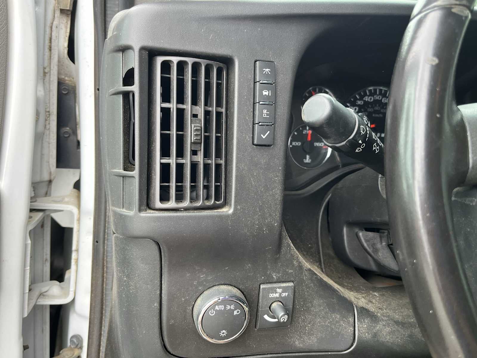 2022 Chevrolet Express RWD 3500 155"