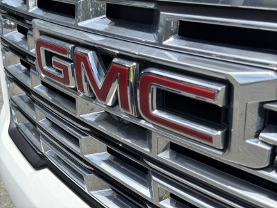 2024 GMC Acadia AWD Denali
