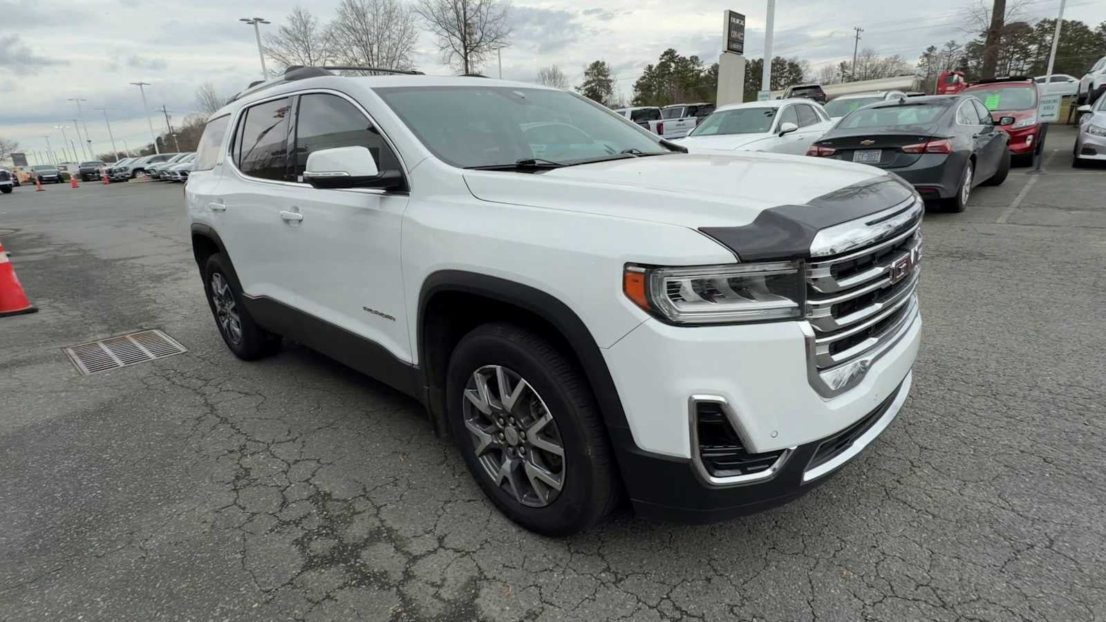 2022 GMC Acadia SLE