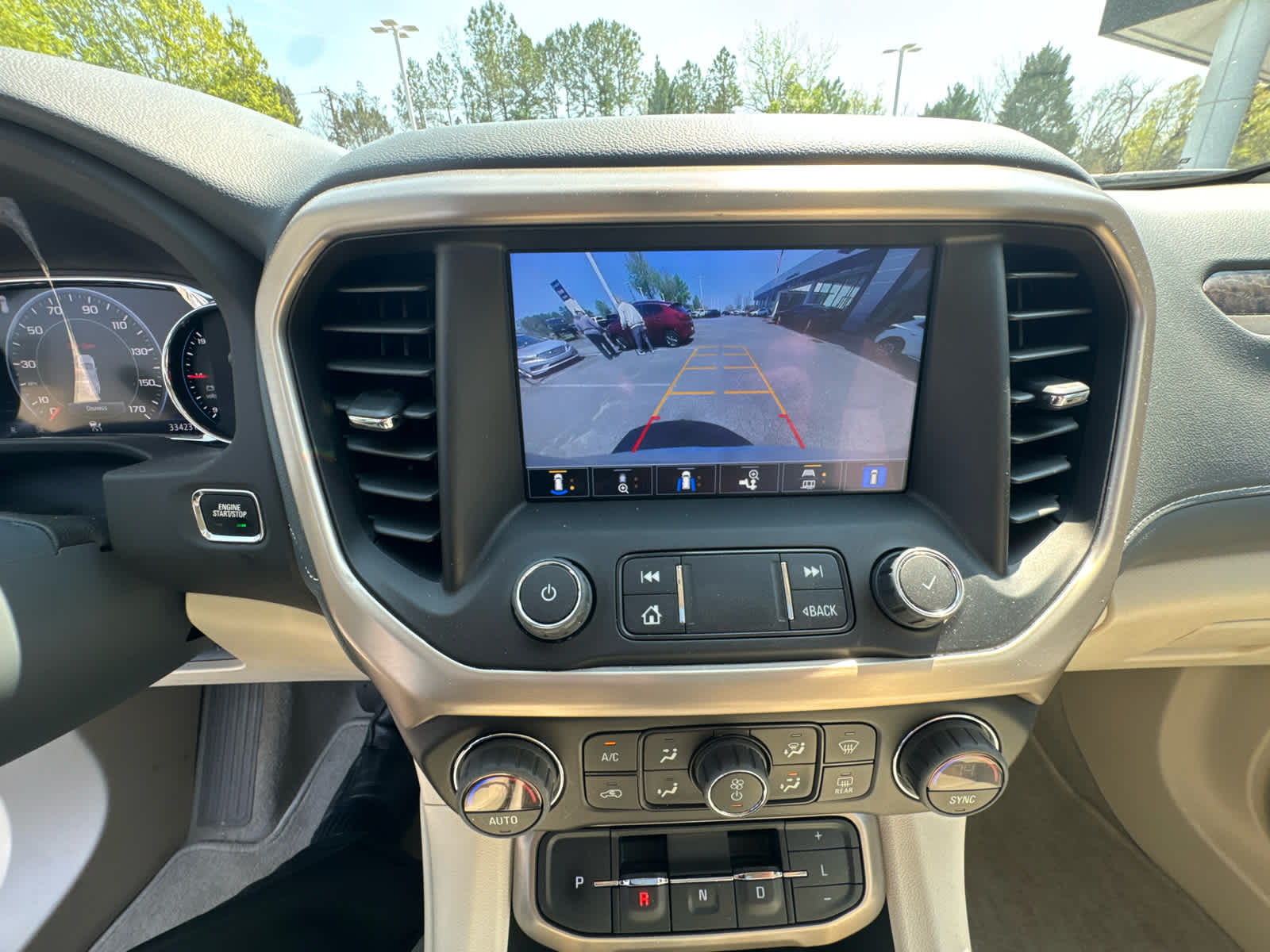 2023 GMC Acadia Denali