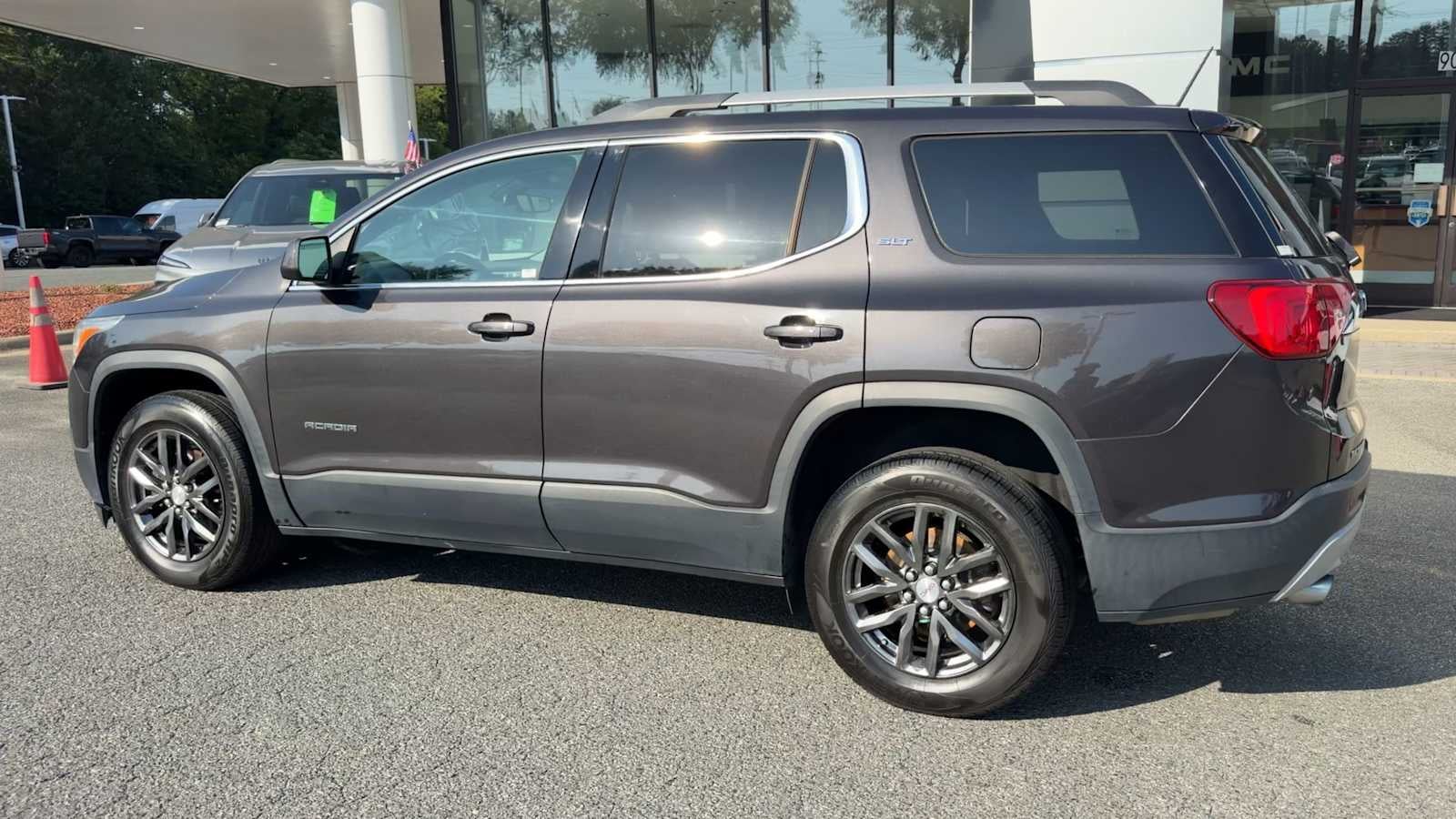 2017 GMC Acadia SLT