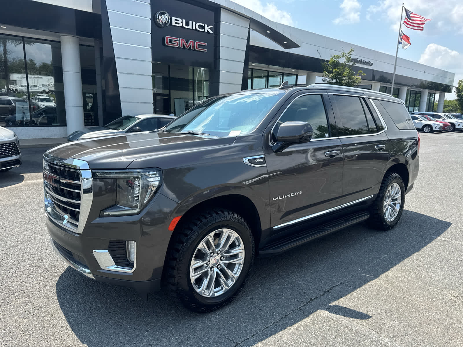 2021 GMC Yukon SLT