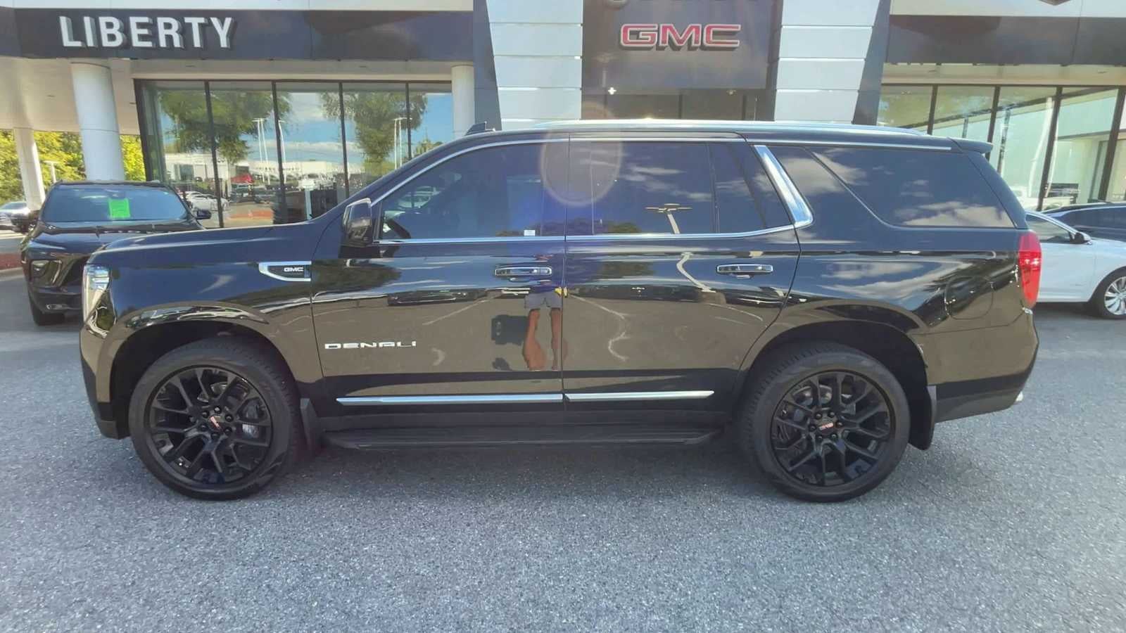 2022 GMC Yukon Denali