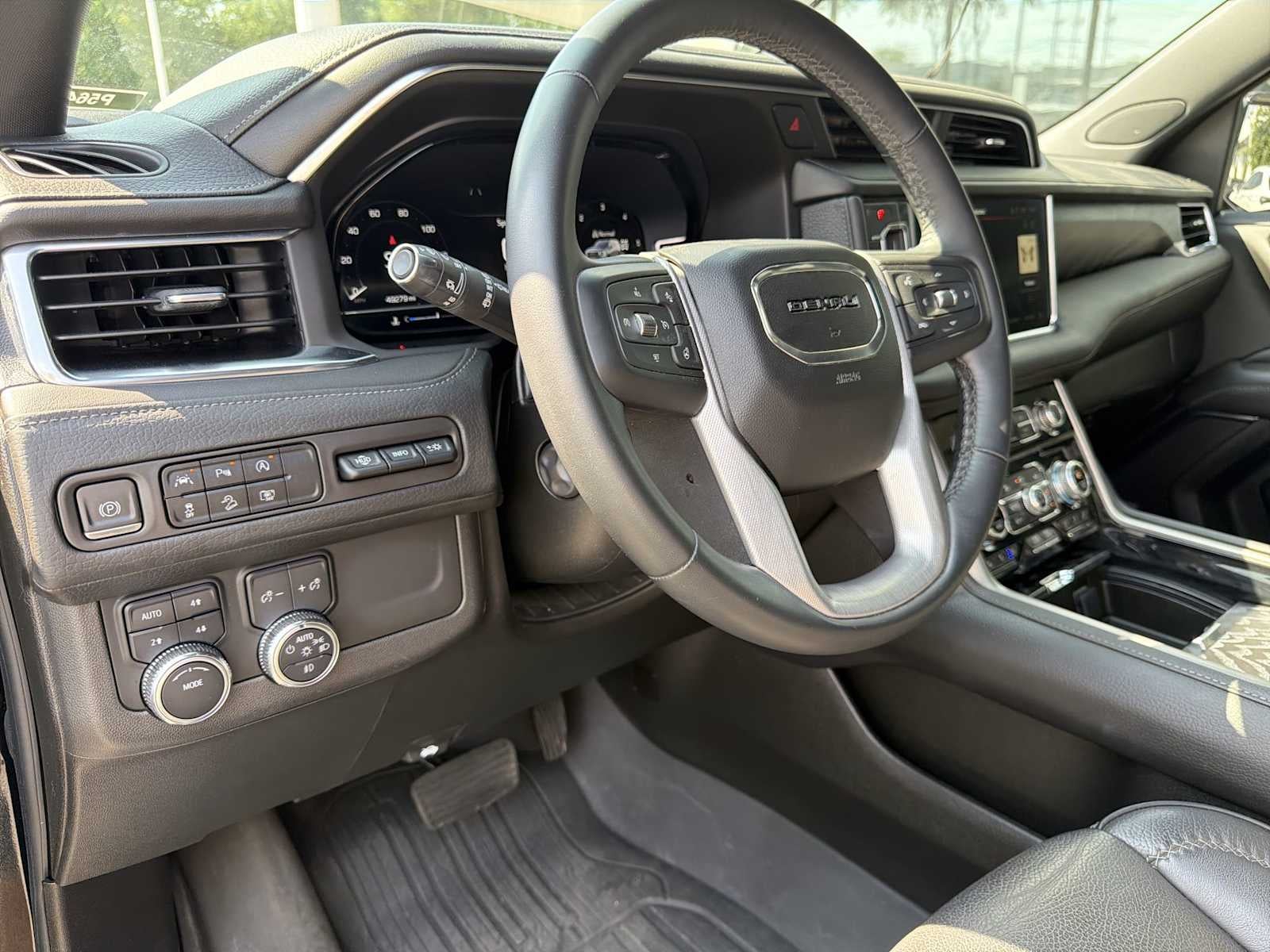 2023 GMC Yukon Denali Denali