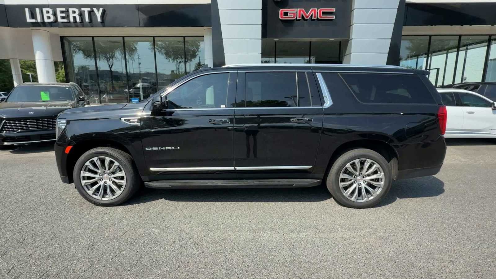 2023 GMC Yukon Denali Denali
