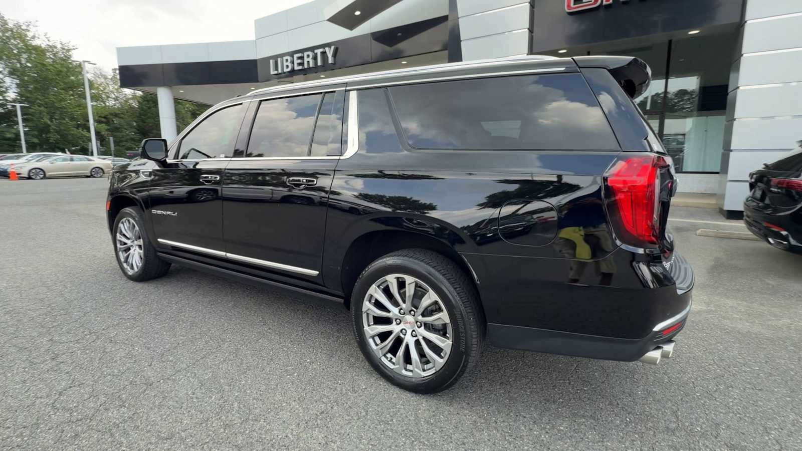 2023 GMC Yukon XL Denali Denali