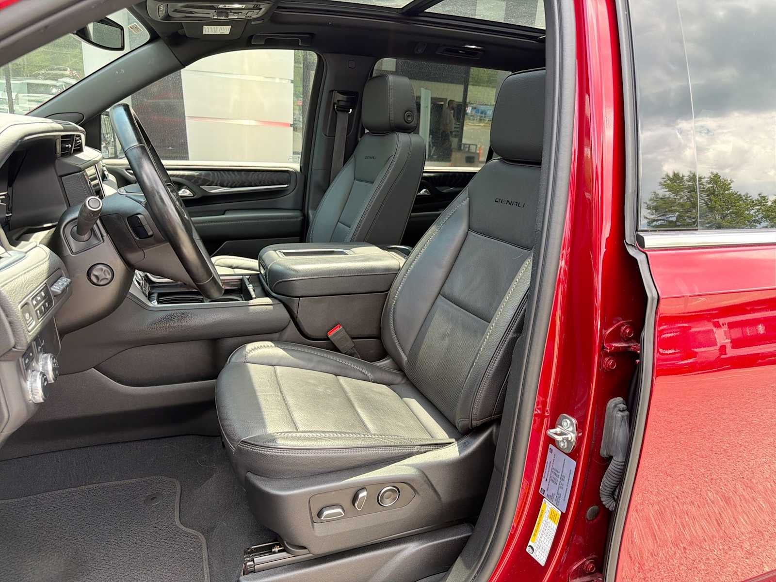 2023 GMC Yukon XL Denali Denali