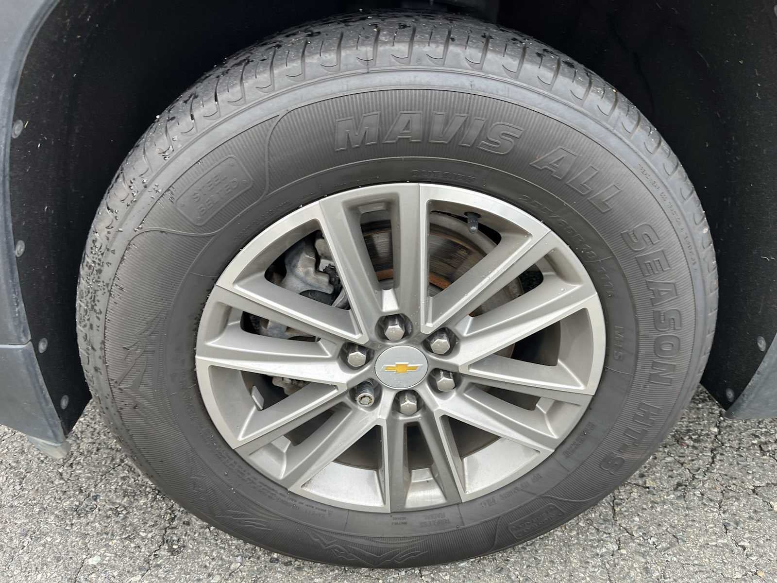 2022 Chevrolet Traverse LT Cloth