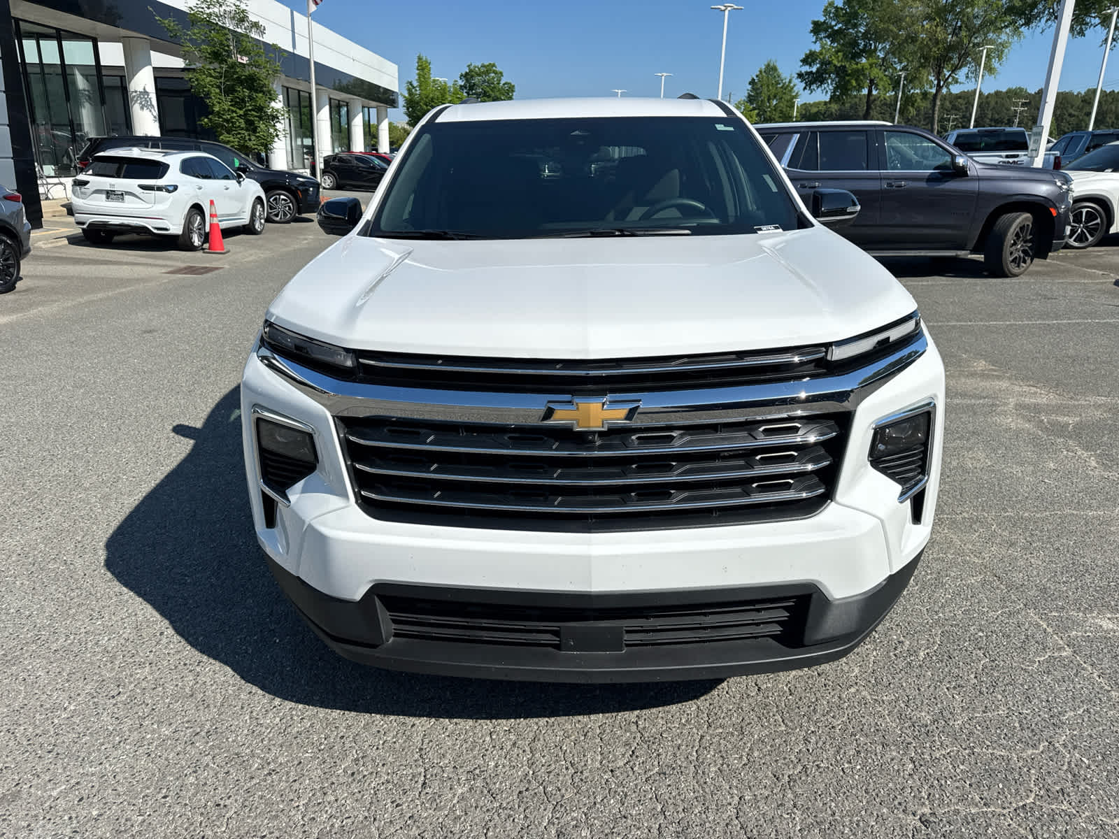 2025 Chevrolet Traverse FWD LT