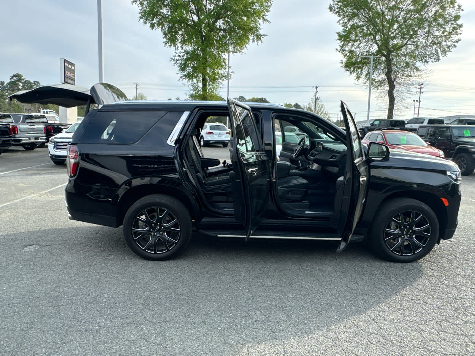 2024 Chevrolet Tahoe Premier