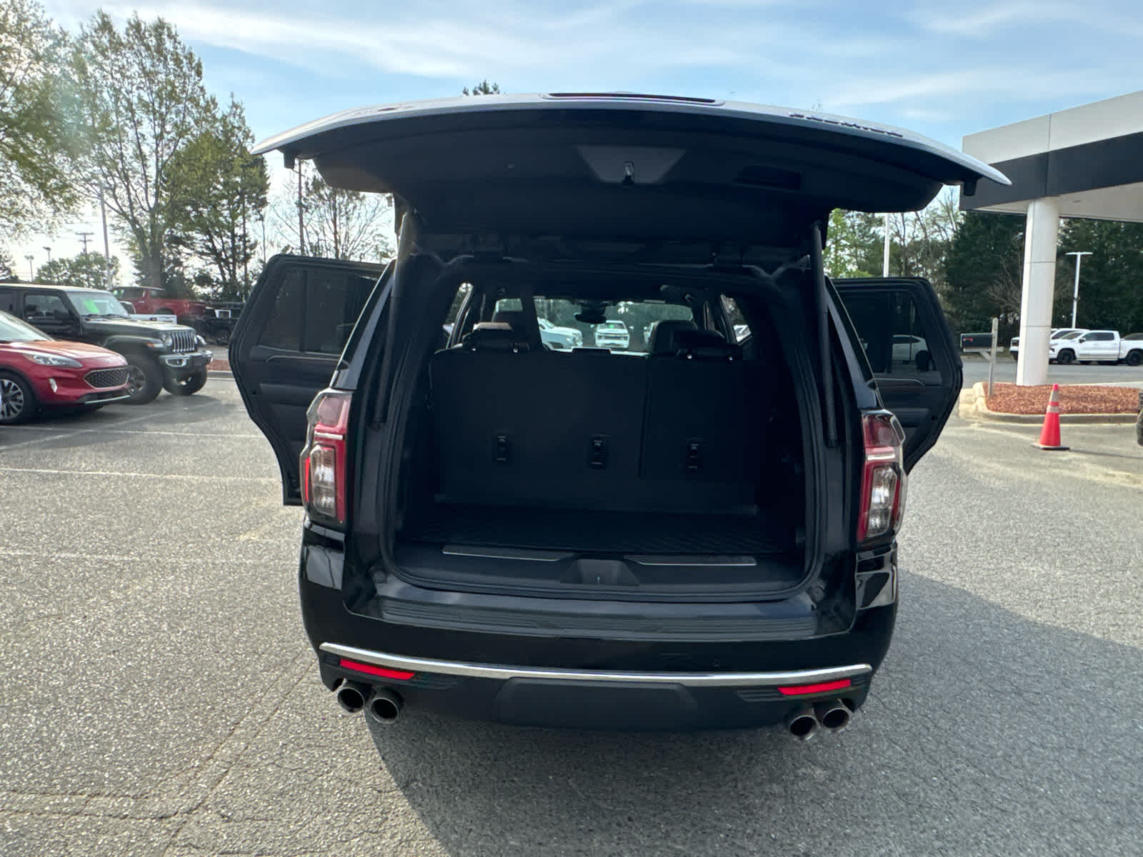 2024 Chevrolet Tahoe Premier