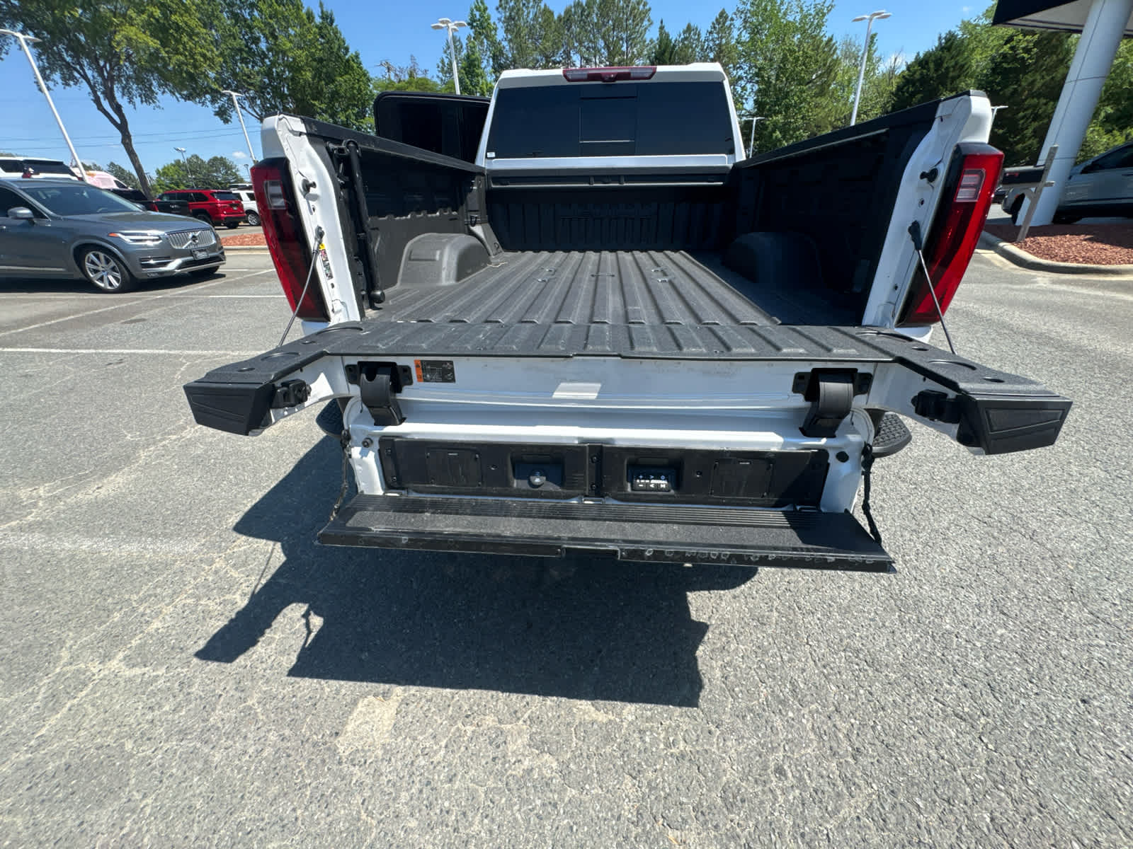 2024 GMC Sierra 3500HD Denali Ultimate