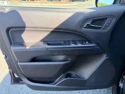 2022 GMC Canyon 4WD AT4 w/Cloth