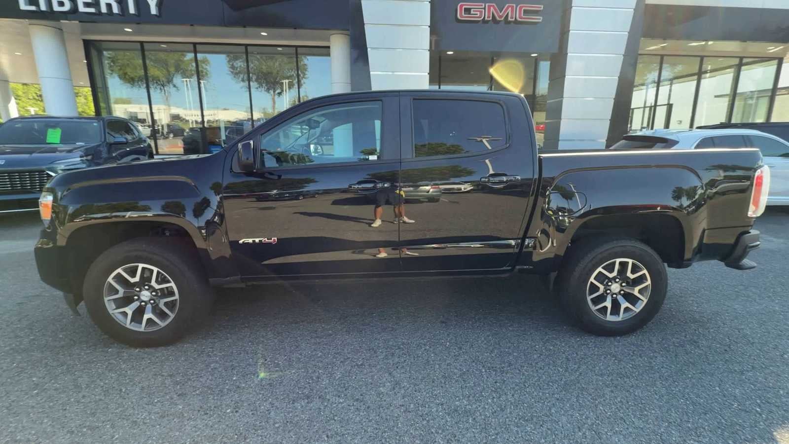 2022 GMC Canyon 4WD AT4 w/Cloth