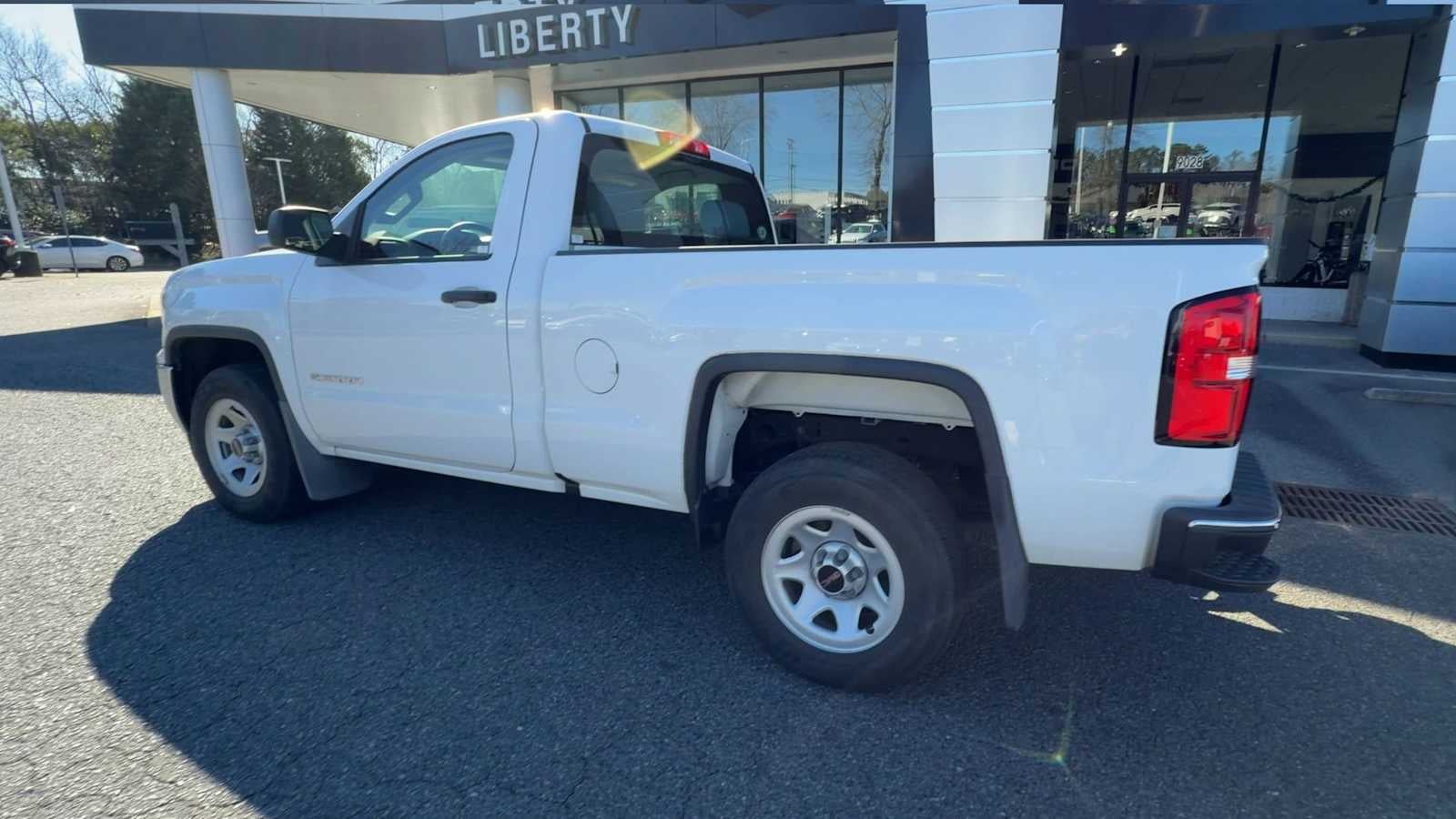 2018 GMC Sierra 1500 2WD Reg Cab 119.0"