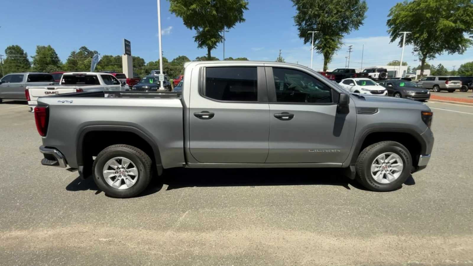 2024 GMC Sierra 1500 Pro