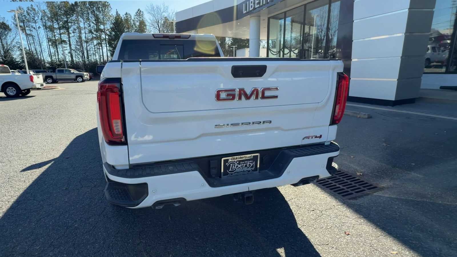 2023 GMC Sierra 1500 AT4