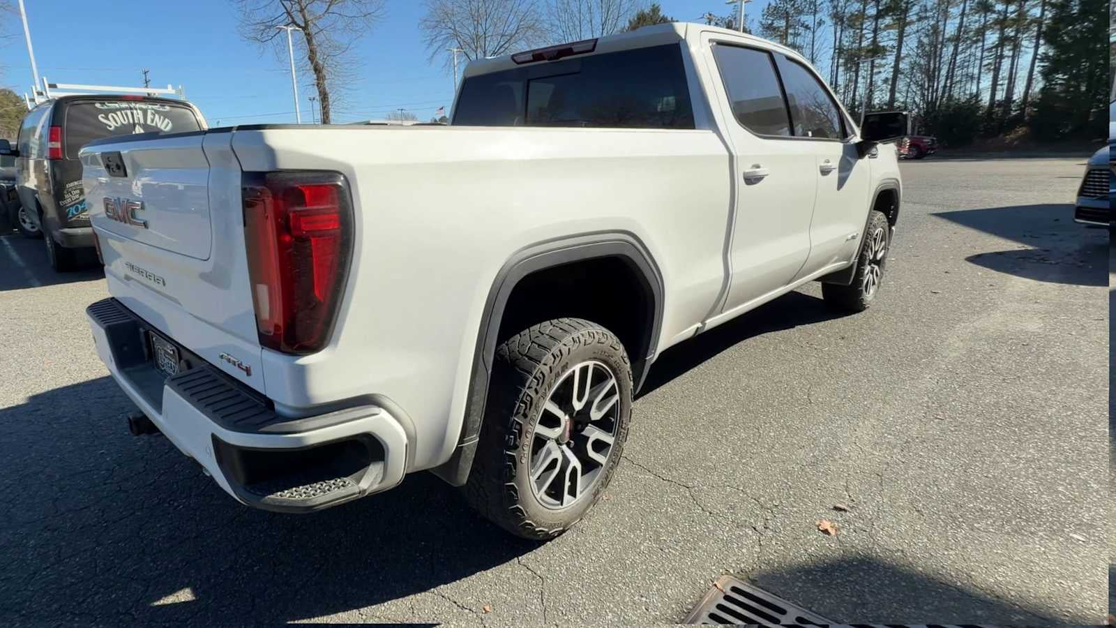 2023 GMC Sierra 1500 AT4