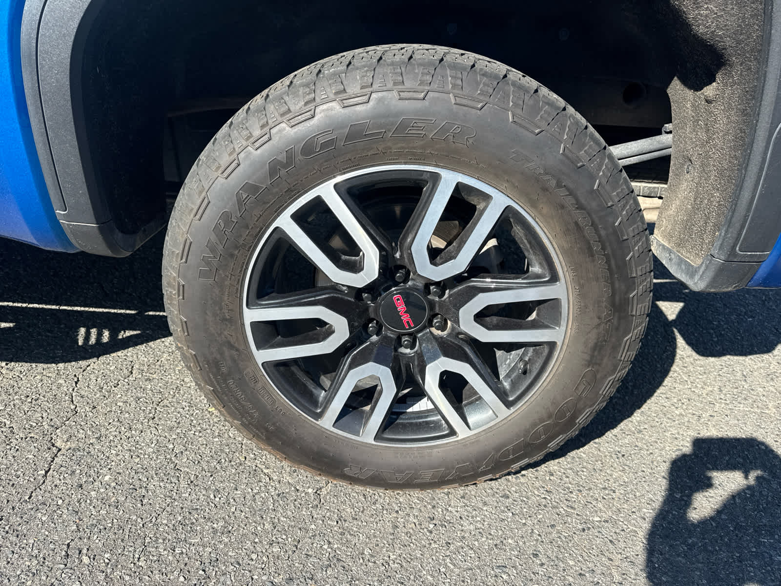 2023 GMC Sierra 1500 AT4