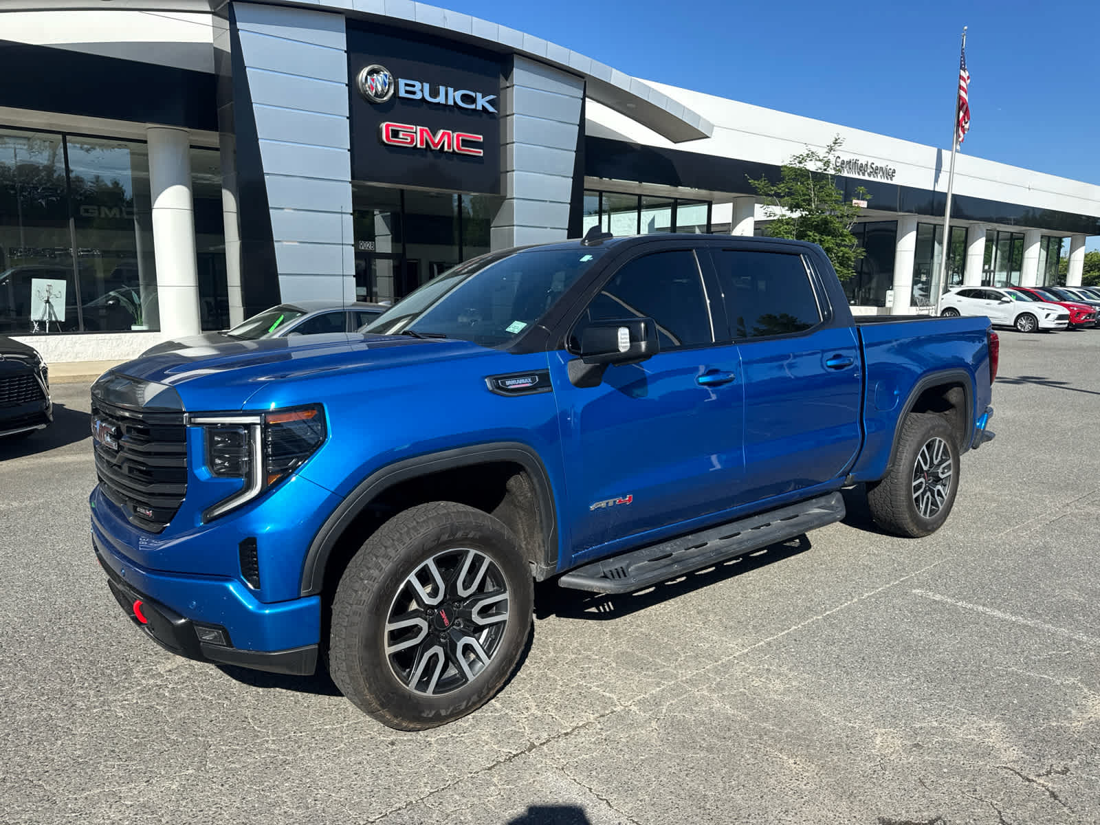 2023 GMC Sierra 1500 AT4