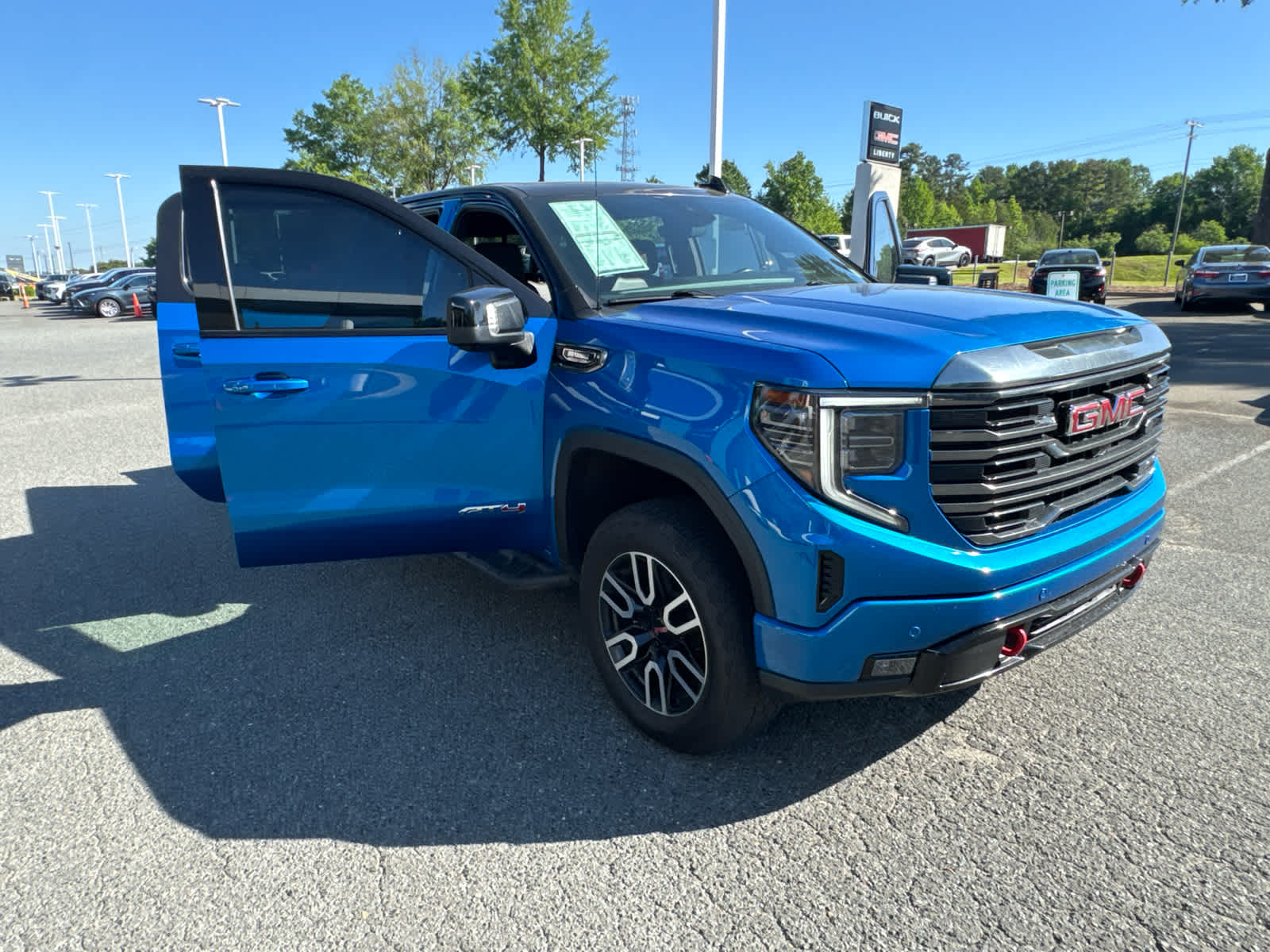 2023 GMC Sierra 1500 AT4
