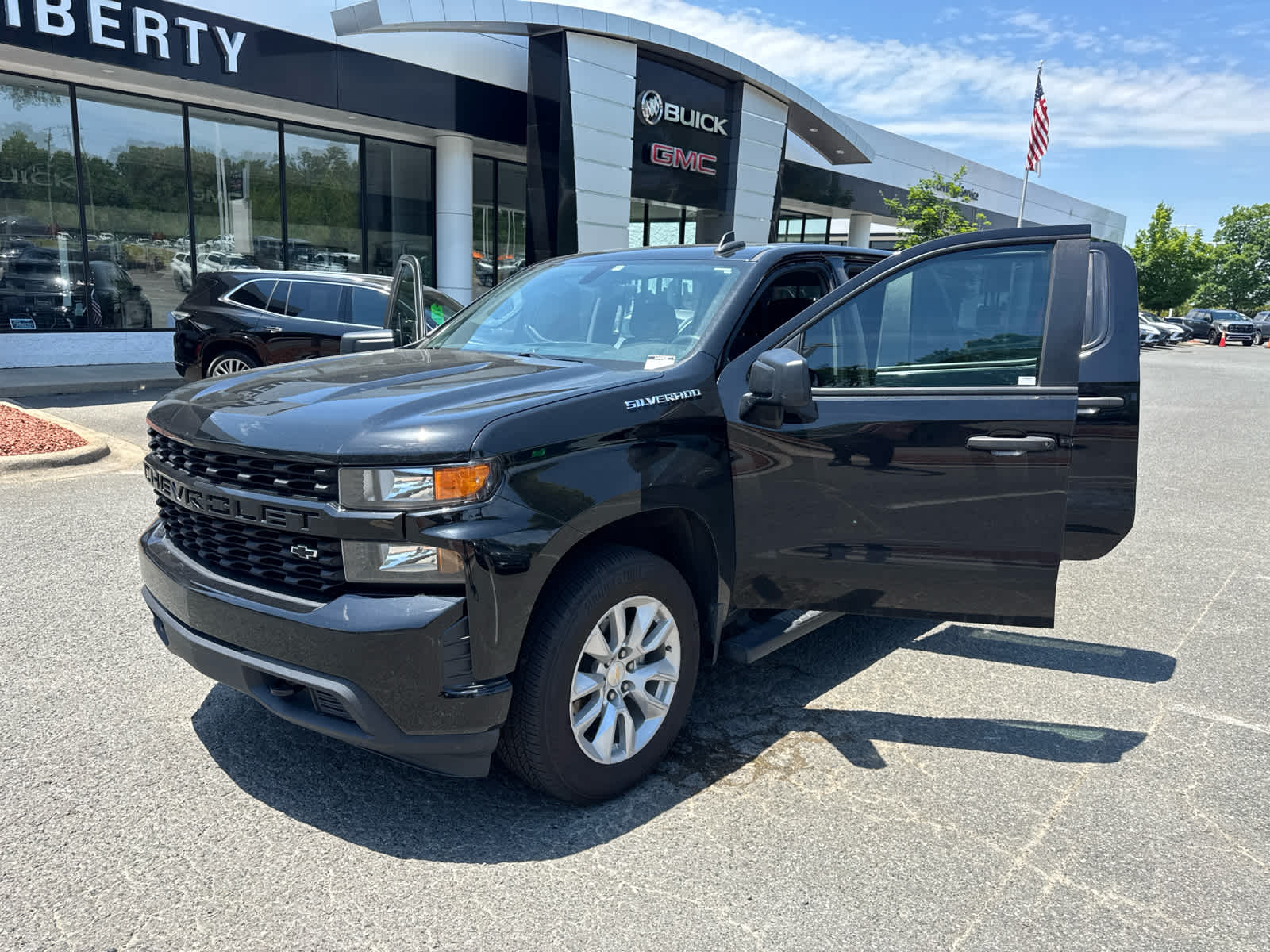 2021 Chevrolet Silverado 1500 Custom