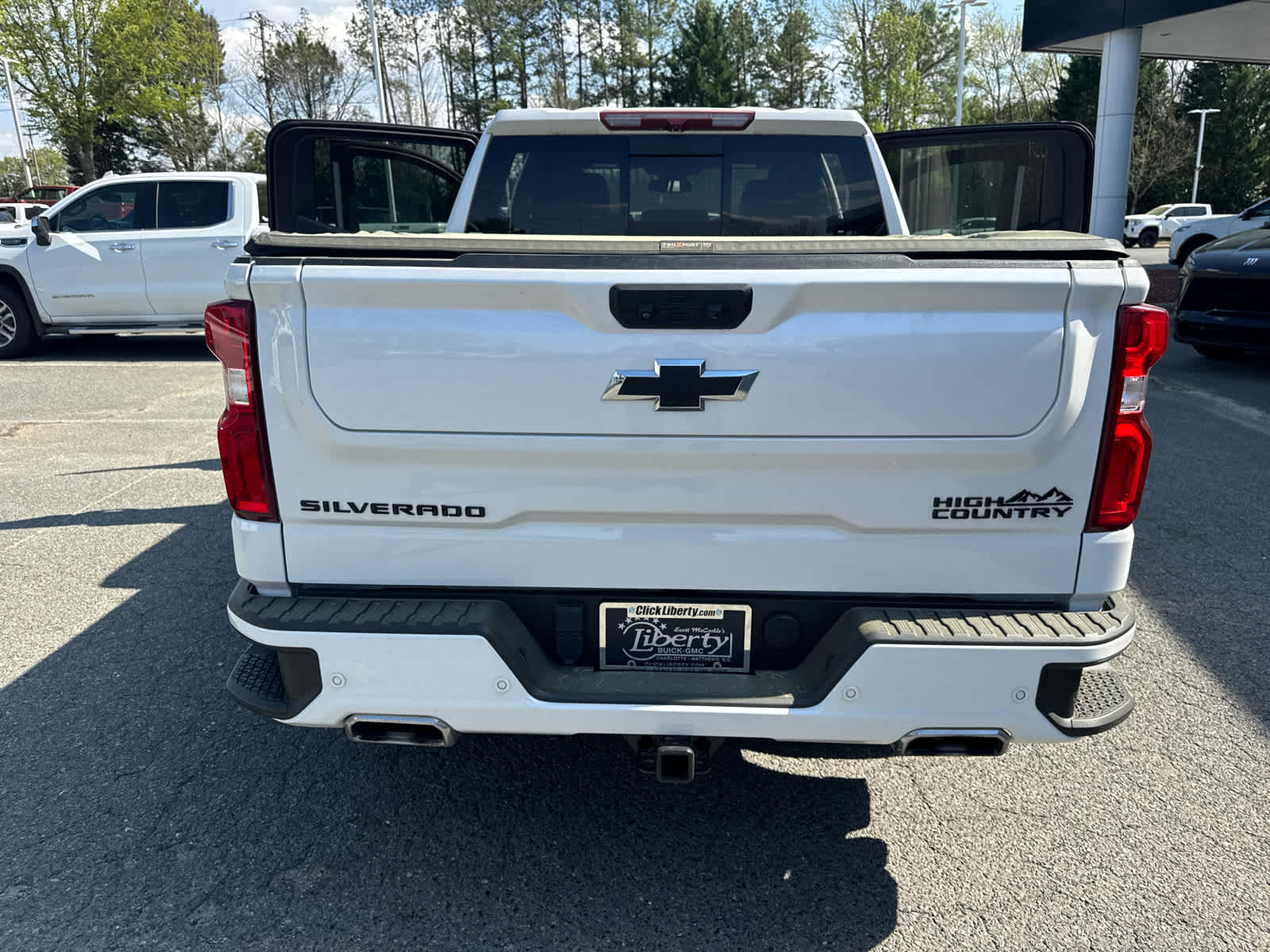 2023 Chevrolet Silverado 1500 High Country
