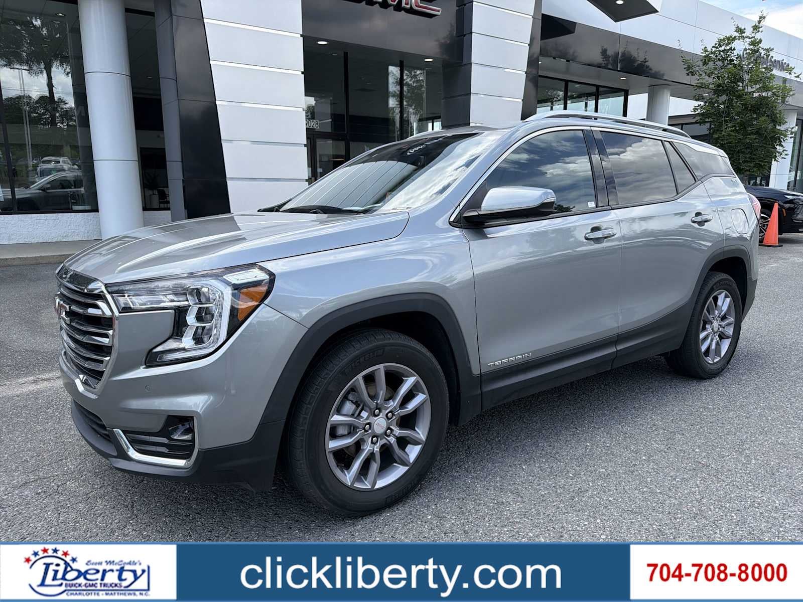 2023 GMC Terrain SLT