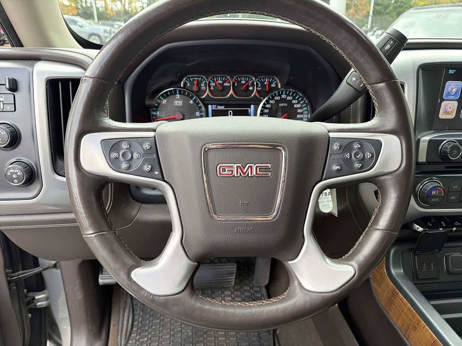 2017 GMC Sierra 1500 SLT