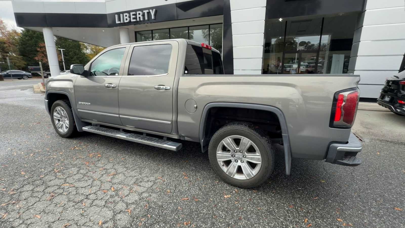2017 GMC Sierra 1500 SLT