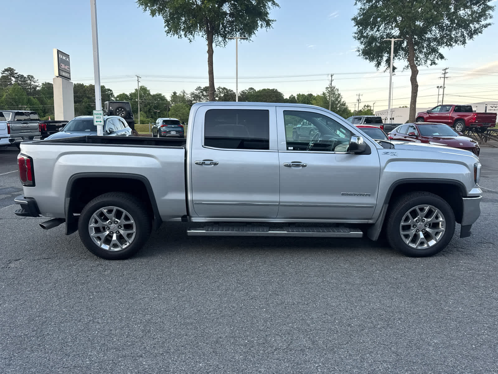 2018 GMC Sierra 1500 SLT