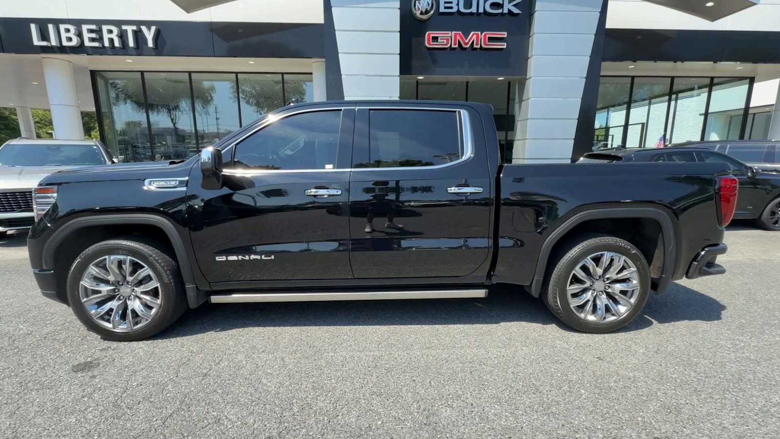 2023 GMC Sierra 1500 Denali
