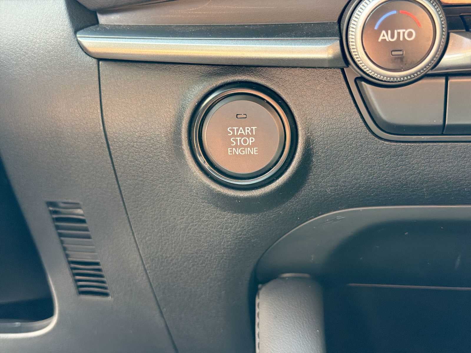 2024 Mazda Mazda3 Sedan 2.5 S Select Sport