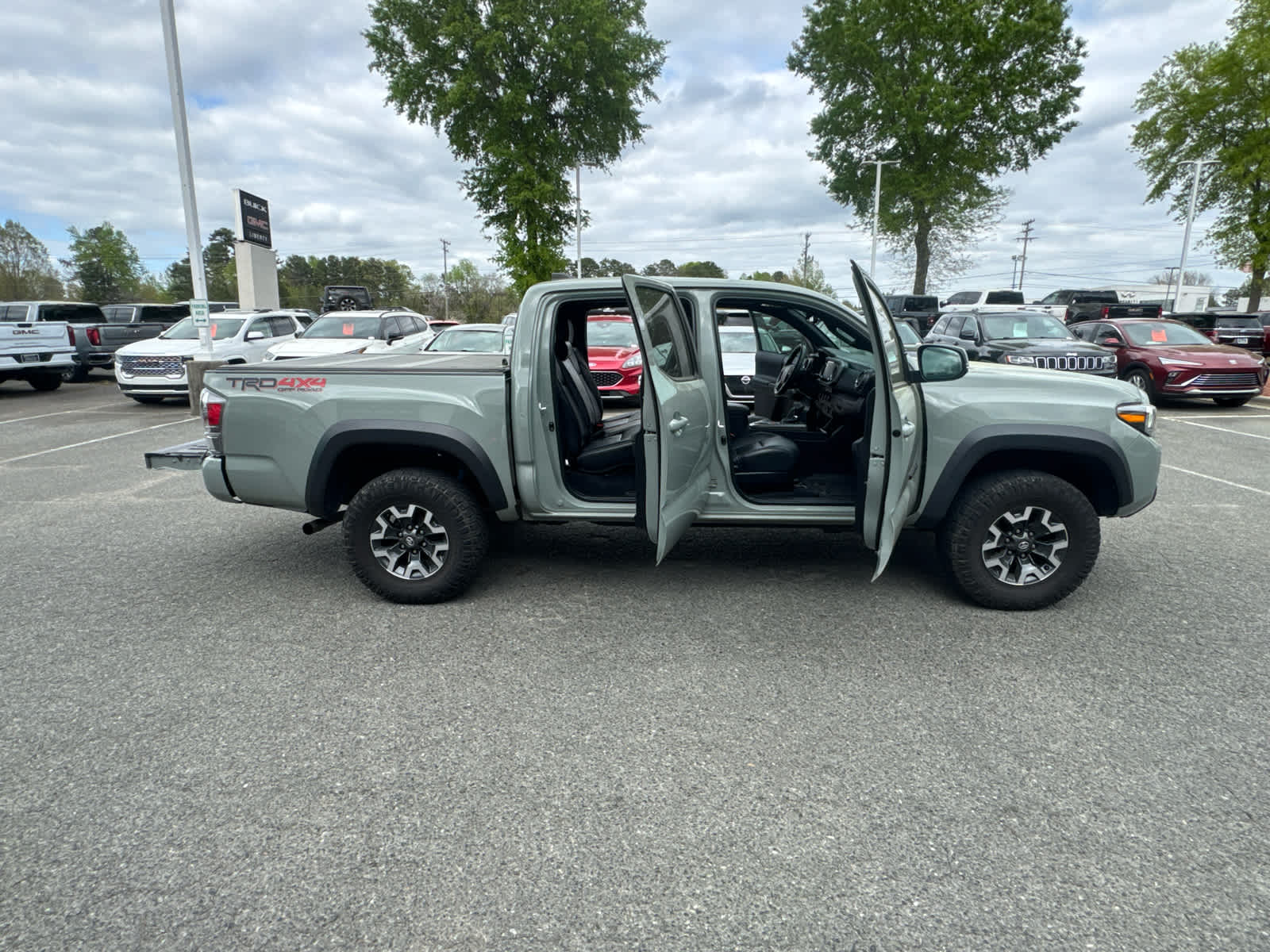 2022 Toyota Tacoma TRD Off Road