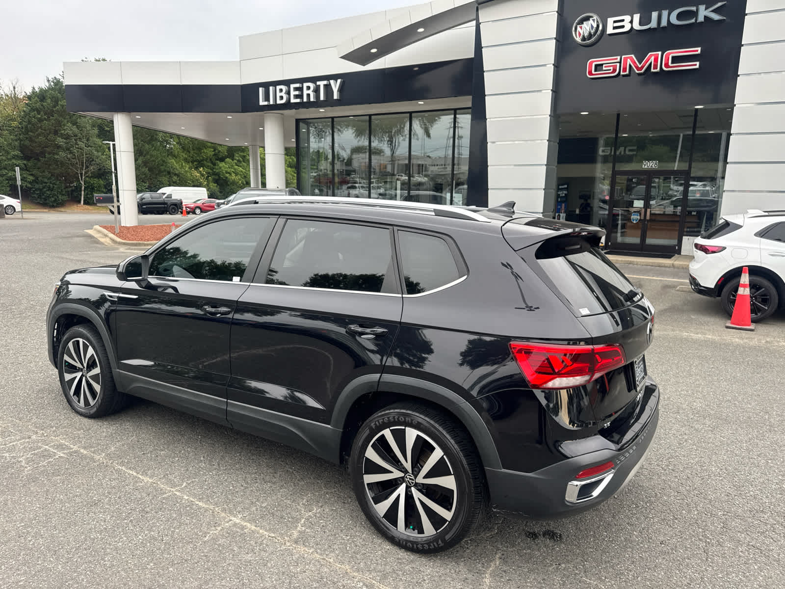 2022 Volkswagen Taos SE