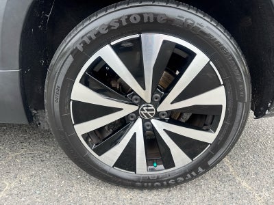 2022 Volkswagen Taos SE