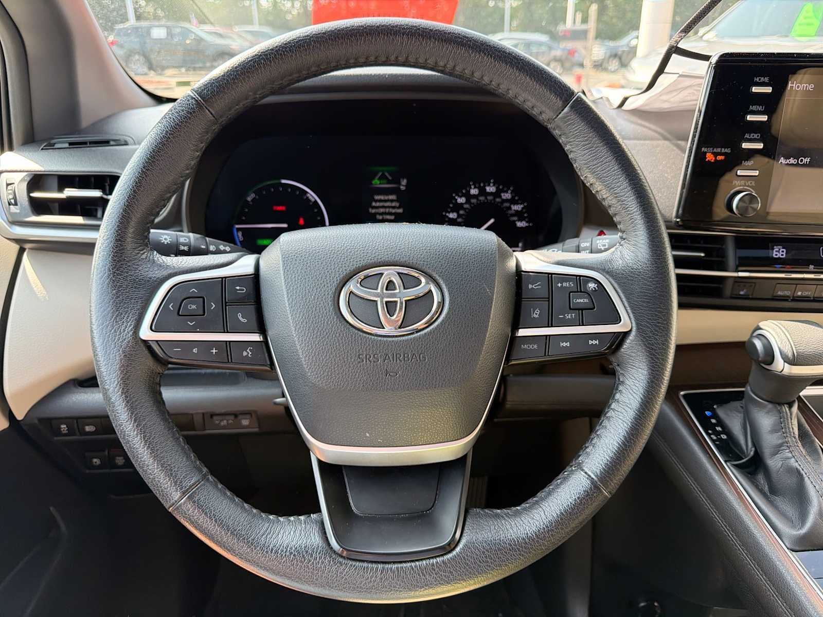2022 Toyota Sienna XLE