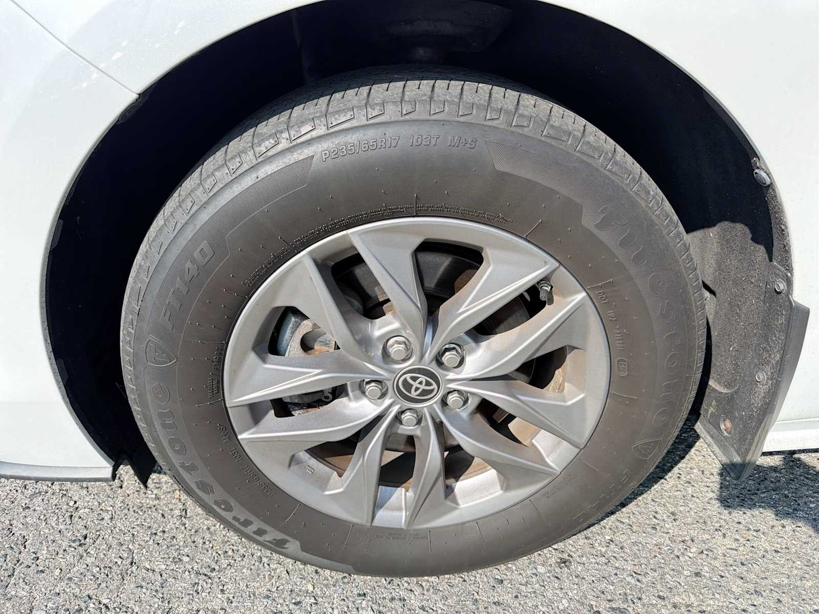 2022 Toyota Sienna XLE